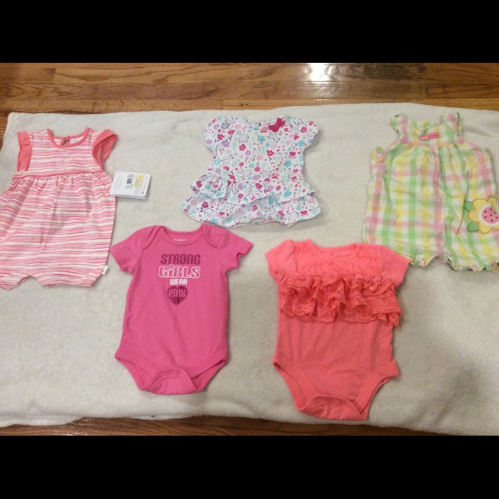 Brand New NewBorn Baby Clothes (6-9) Month